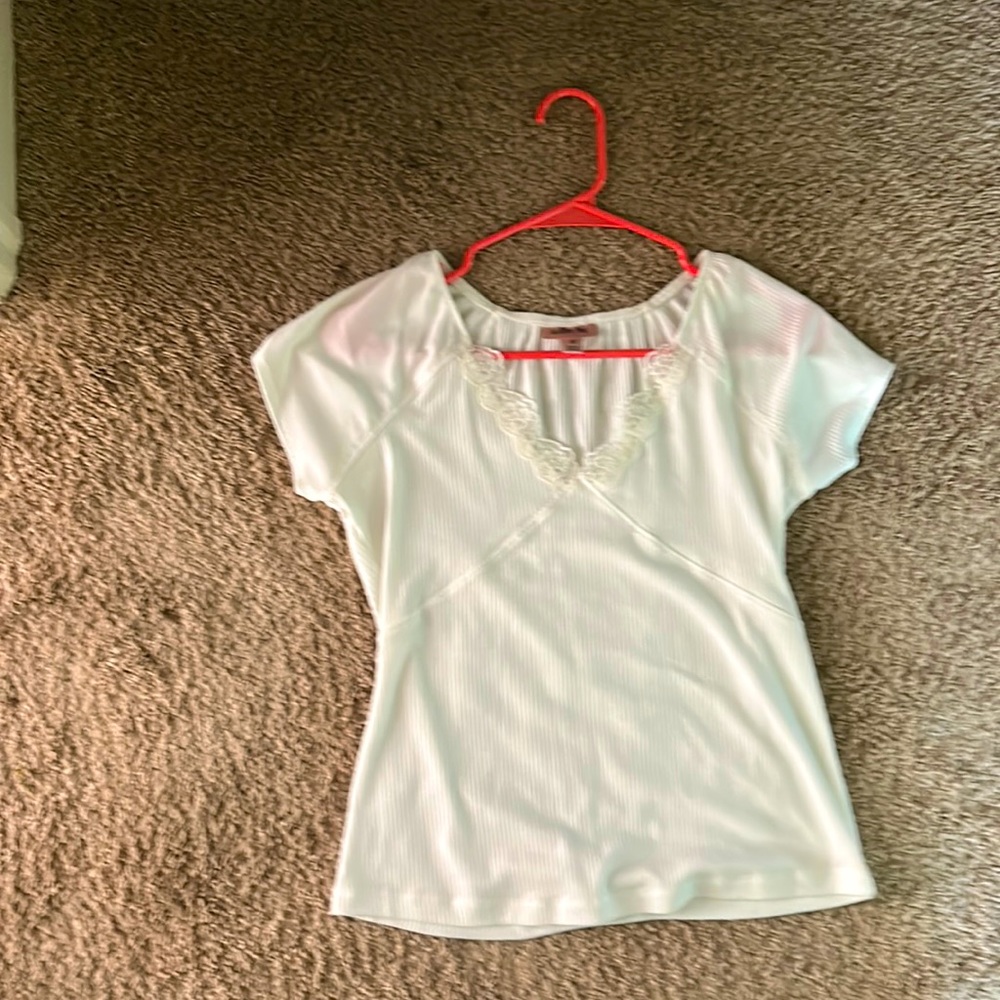 White lace tee